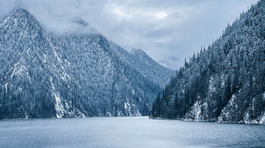 Must-Do Activities and Preparations for a Trip to Jiuzhaigou in Winter